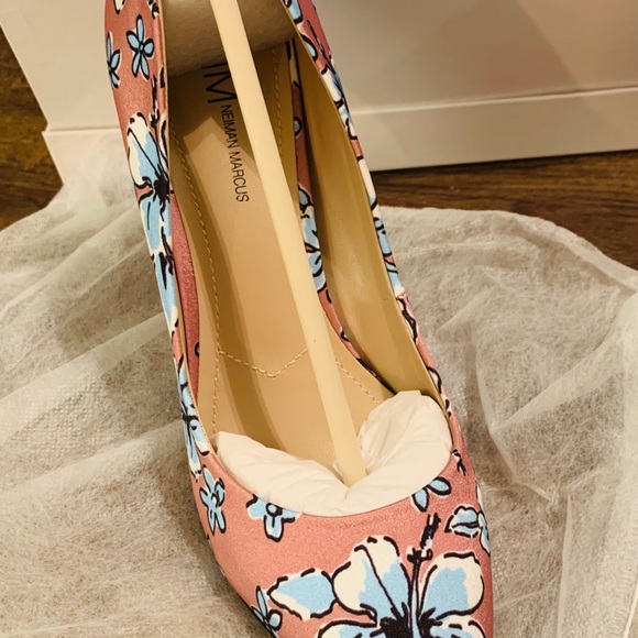 🆕 PRESTIGE PUMP W POINTED TOE
Size: 8.5B / 38.5EU - Picture 8 of 8